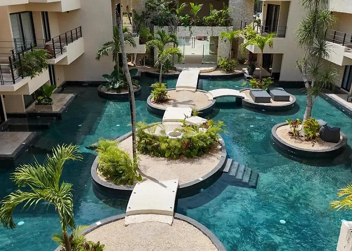 Boho Chic 2br With Swim-up Pool Near The Apartment *